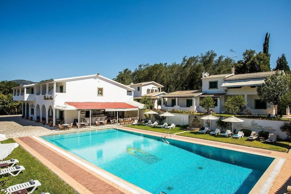 Paradise Inn Liapades Corfu 外观 照片