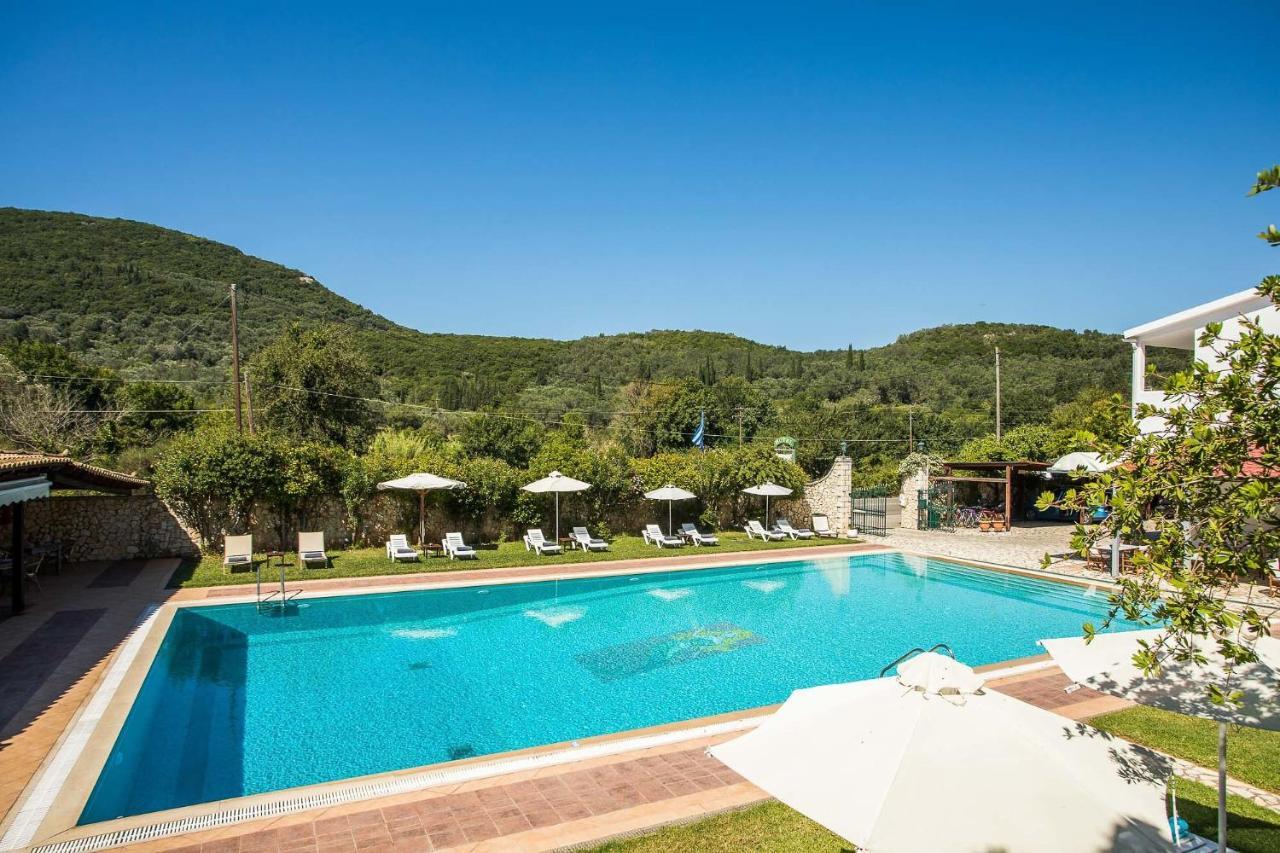 Paradise Inn Liapades Corfu 外观 照片