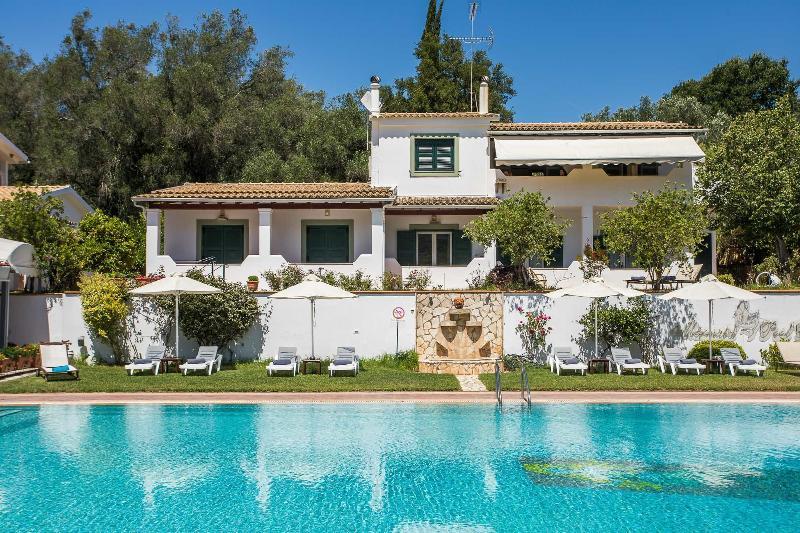 Paradise Inn Liapades Corfu 外观 照片