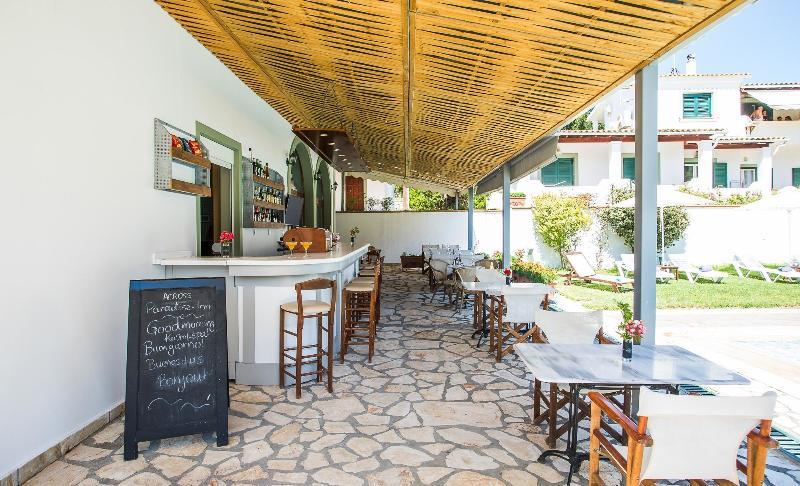 Paradise Inn Liapades Corfu 外观 照片