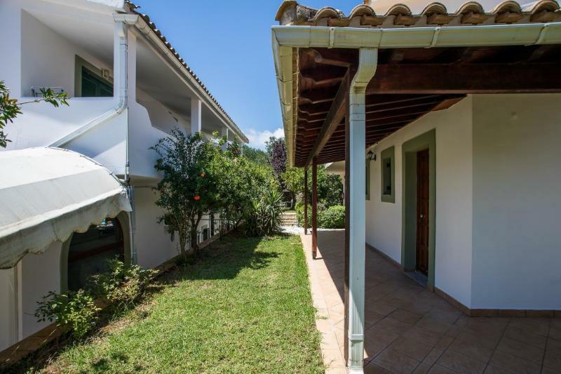 Paradise Inn Liapades Corfu 外观 照片